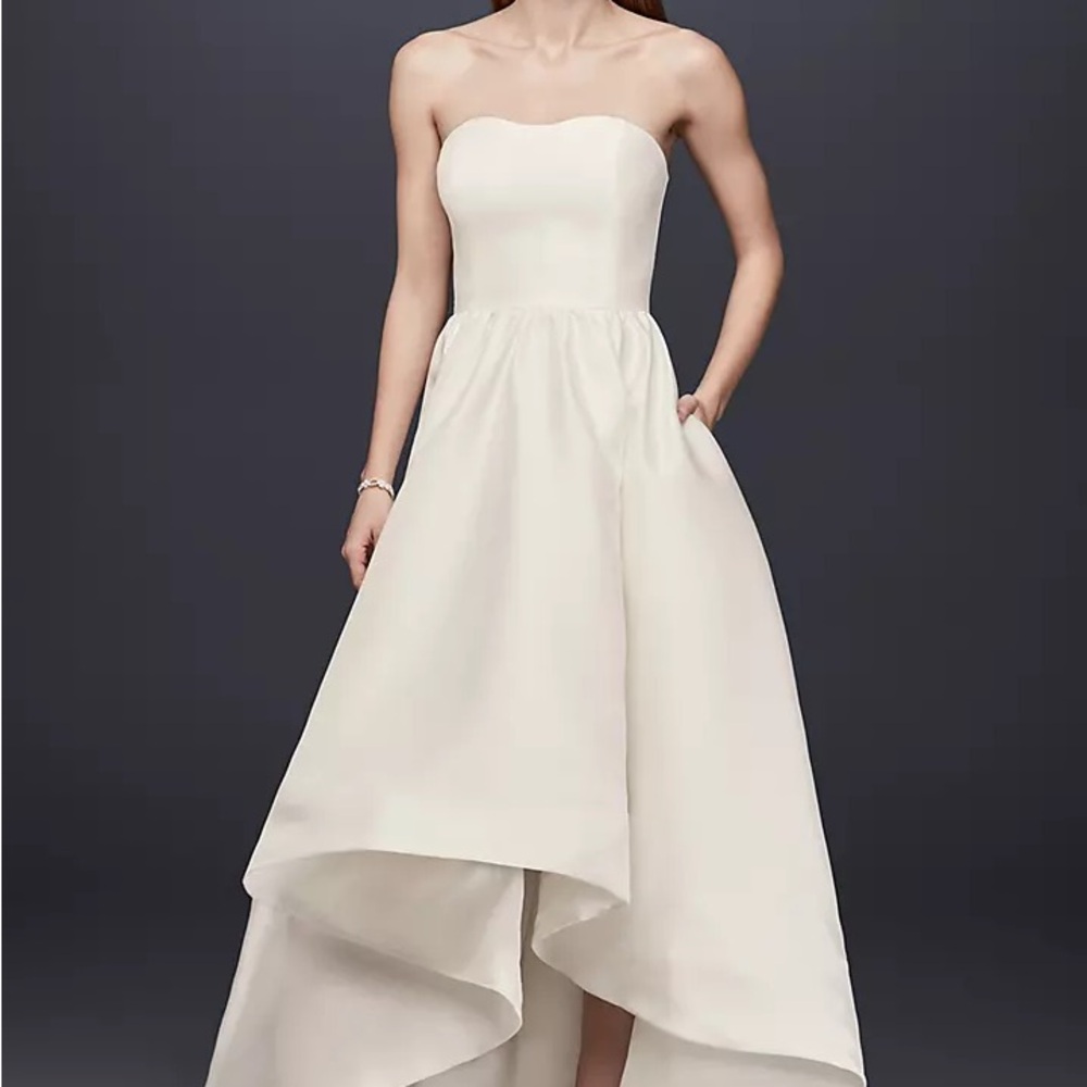 Elegant Cream Strapless Dress